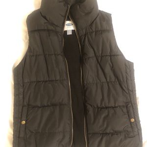 Black winter vest
